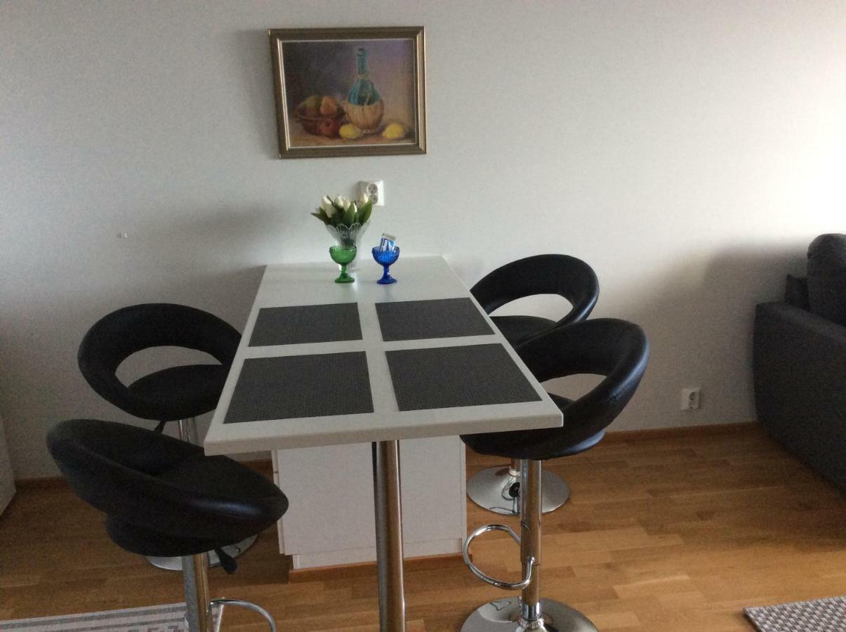 Ferienwohnung Cozy Paroni Rovaniemi Exterior foto